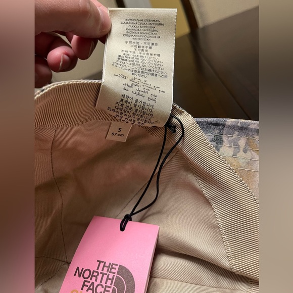 New Authentic Gucci North Face Logo Baseball Hat Size S - Picture 15 of 15